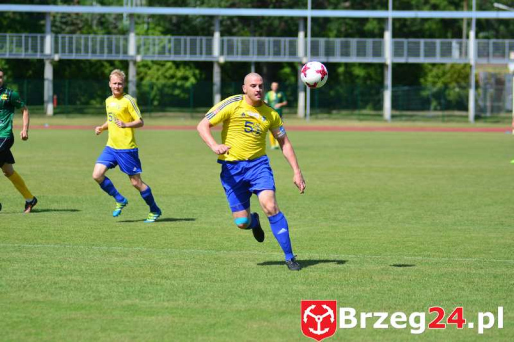 Piękne zwycięstwo. Stal wygrywa z liderem tabeli 4 do 3. [Fotorelacja]