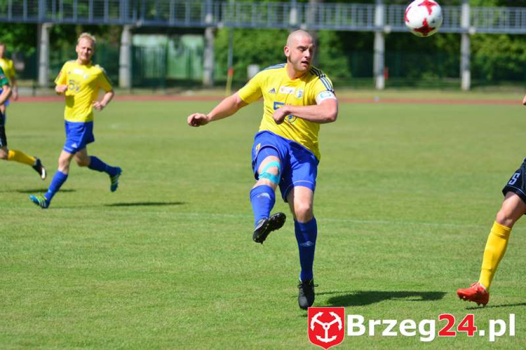 Piękne zwycięstwo. Stal wygrywa z liderem tabeli 4 do 3. [Fotorelacja]