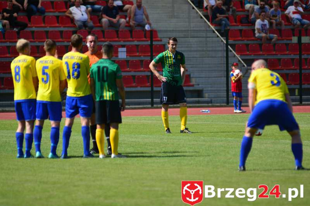 Piękne zwycięstwo. Stal wygrywa z liderem tabeli 4 do 3. [Fotorelacja]