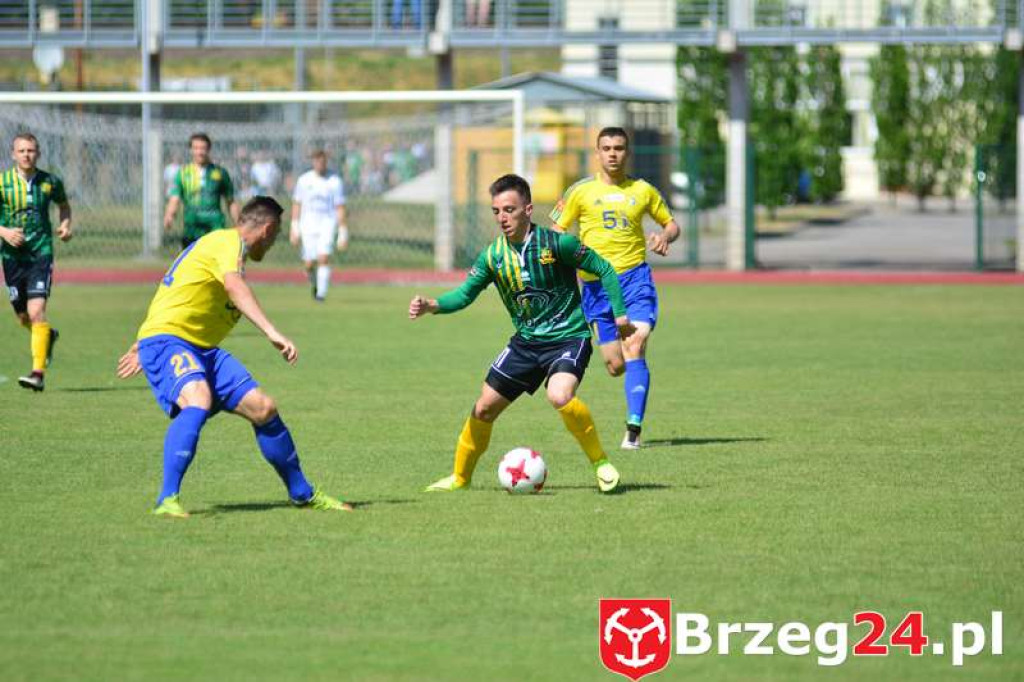 Piękne zwycięstwo. Stal wygrywa z liderem tabeli 4 do 3. [Fotorelacja]