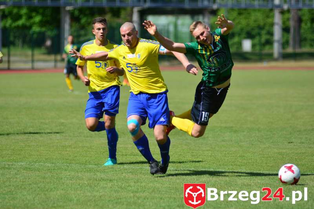 Piękne zwycięstwo. Stal wygrywa z liderem tabeli 4 do 3. [Fotorelacja]