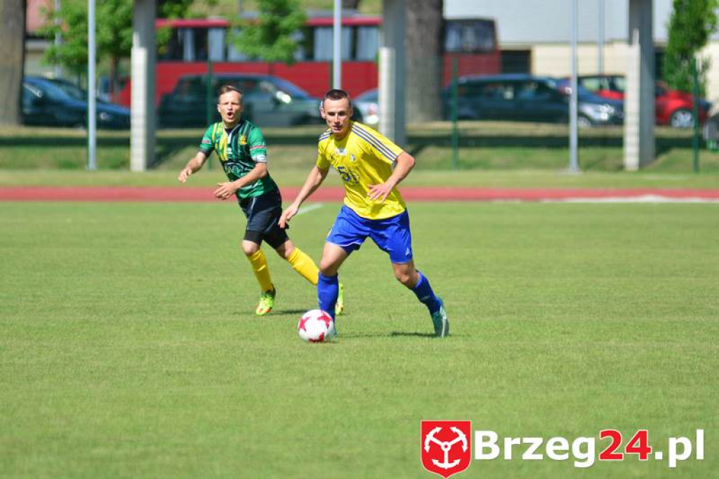 Piękne zwycięstwo. Stal wygrywa z liderem tabeli 4 do 3. [Fotorelacja]