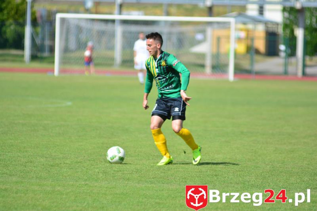 Piękne zwycięstwo. Stal wygrywa z liderem tabeli 4 do 3. [Fotorelacja]