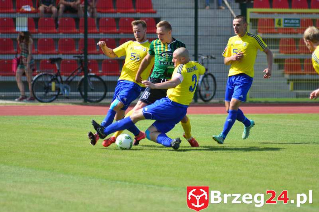 Piękne zwycięstwo. Stal wygrywa z liderem tabeli 4 do 3. [Fotorelacja]