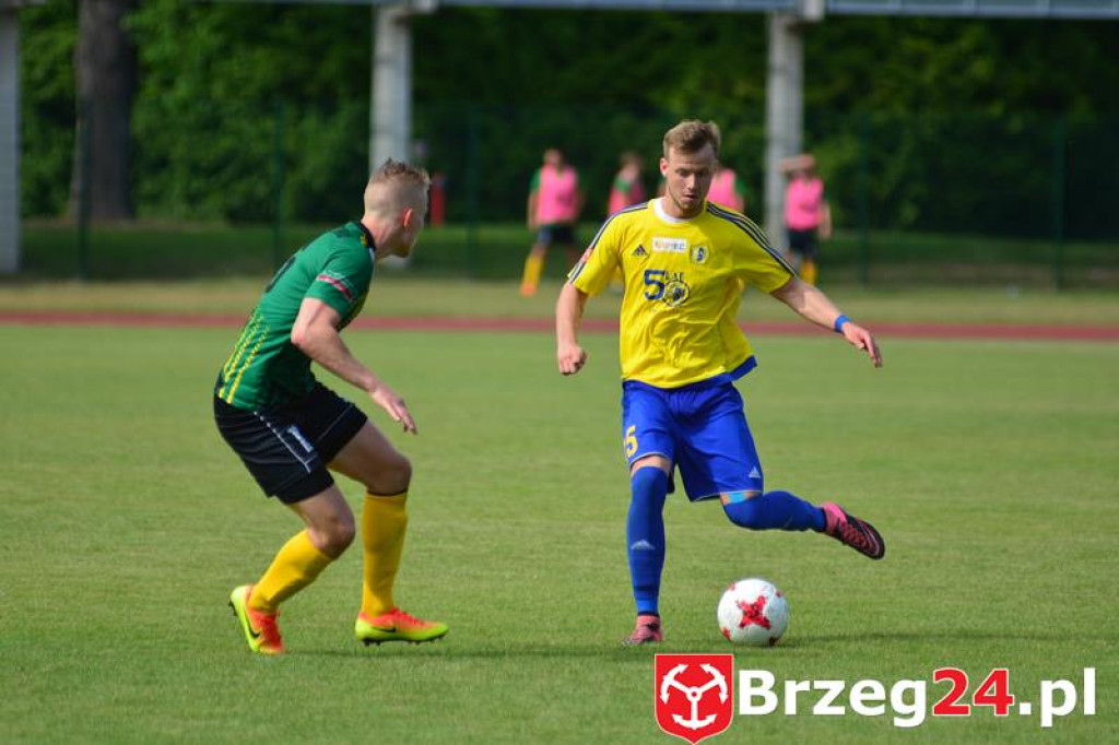 Piękne zwycięstwo. Stal wygrywa z liderem tabeli 4 do 3. [Fotorelacja]