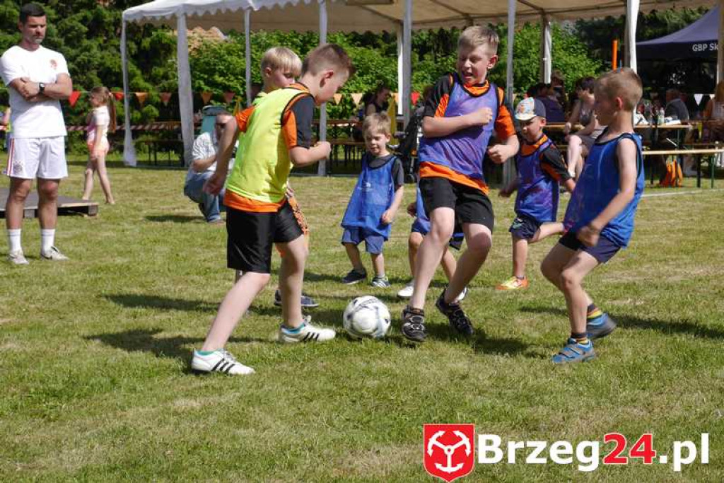 Radość dzieci w Szydłowicach - FOTORELACJA z festynu zorganizowanego z okazji Dnia Dziecka.