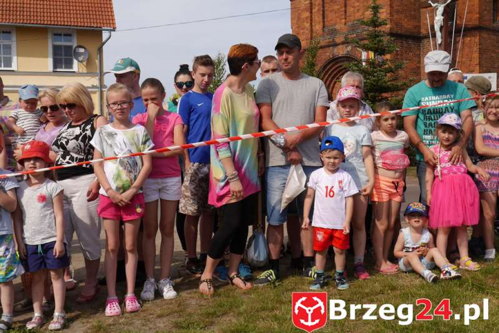 Radość dzieci w Szydłowicach - FOTORELACJA z festynu zorganizowanego z okazji Dnia Dziecka.