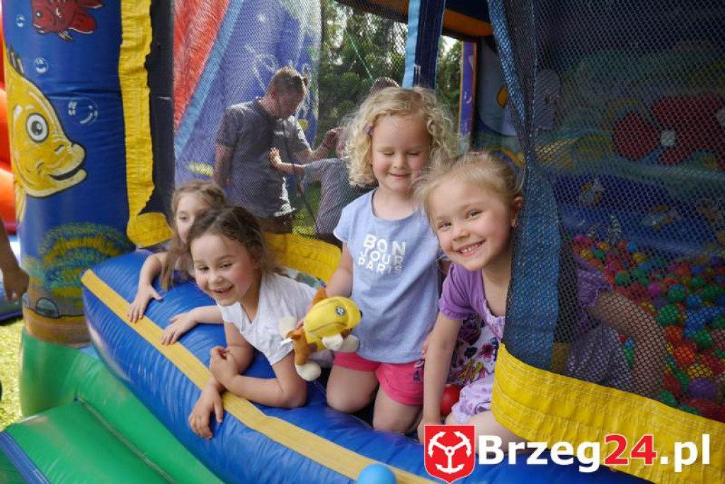 Radość dzieci w Szydłowicach - FOTORELACJA z festynu zorganizowanego z okazji Dnia Dziecka.