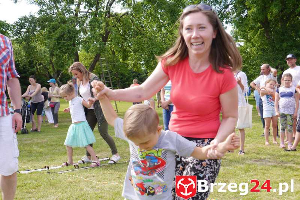 Radość dzieci w Szydłowicach - FOTORELACJA z festynu zorganizowanego z okazji Dnia Dziecka.