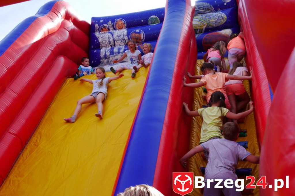 Radość dzieci w Szydłowicach - FOTORELACJA z festynu zorganizowanego z okazji Dnia Dziecka.