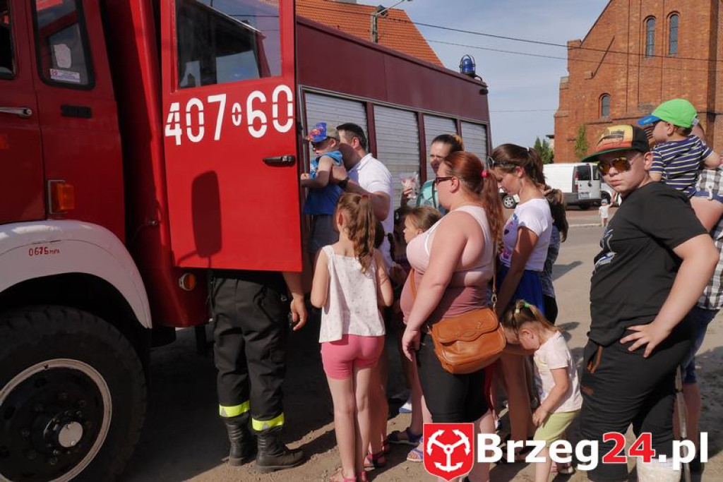 Radość dzieci w Szydłowicach - FOTORELACJA z festynu zorganizowanego z okazji Dnia Dziecka.