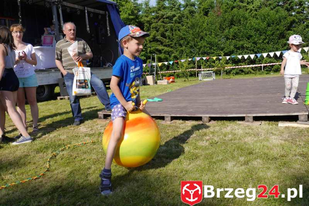 Radość dzieci w Szydłowicach - FOTORELACJA z festynu zorganizowanego z okazji Dnia Dziecka.