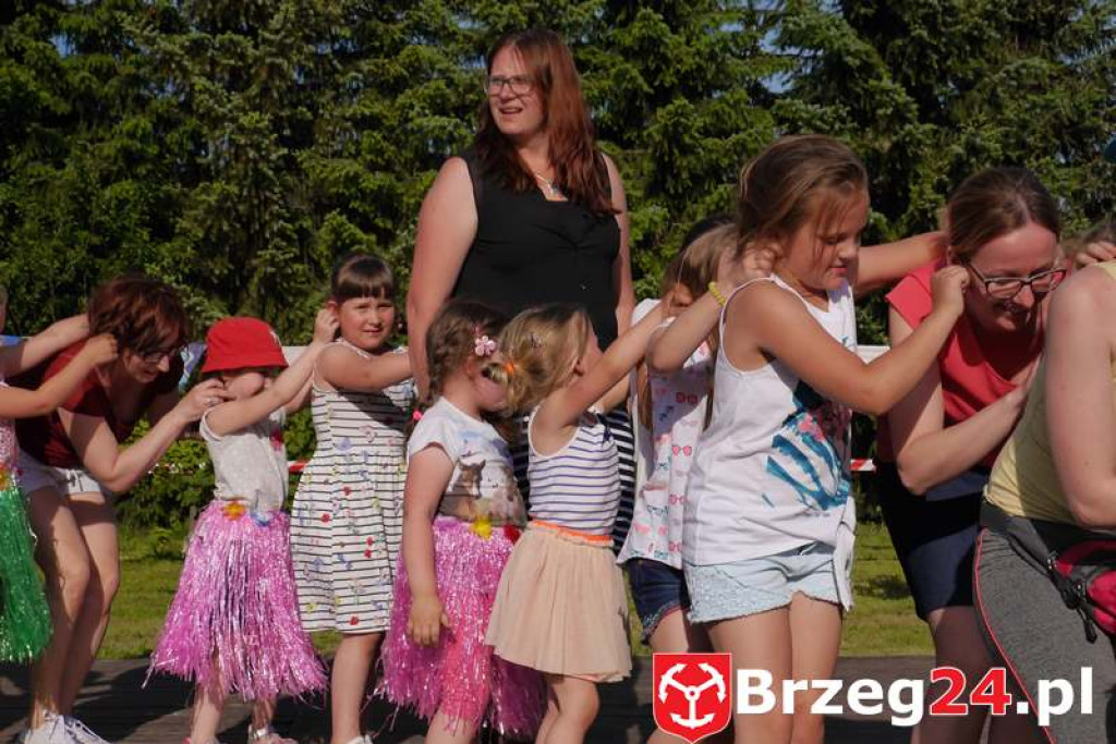 Radość dzieci w Szydłowicach - FOTORELACJA z festynu zorganizowanego z okazji Dnia Dziecka.