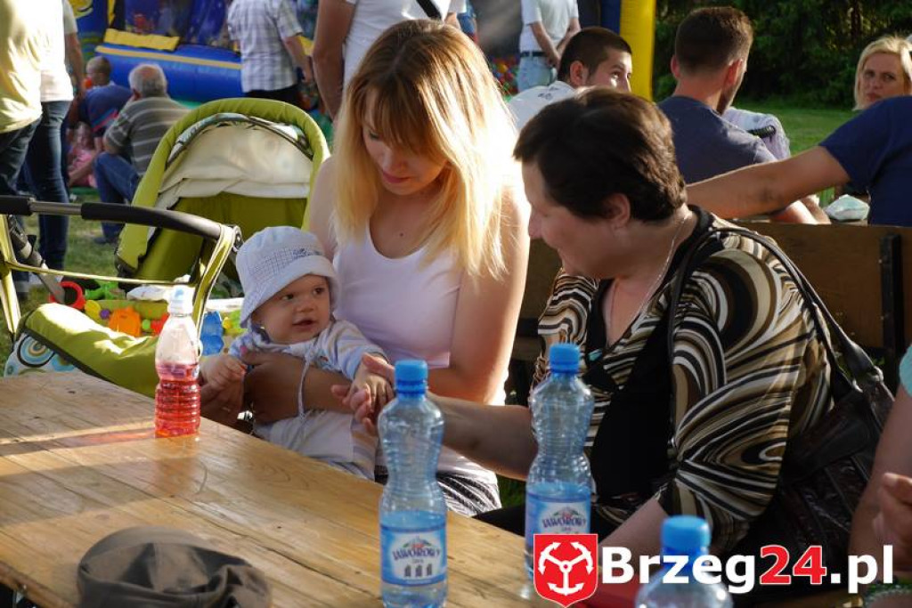 Radość dzieci w Szydłowicach - FOTORELACJA z festynu zorganizowanego z okazji Dnia Dziecka.