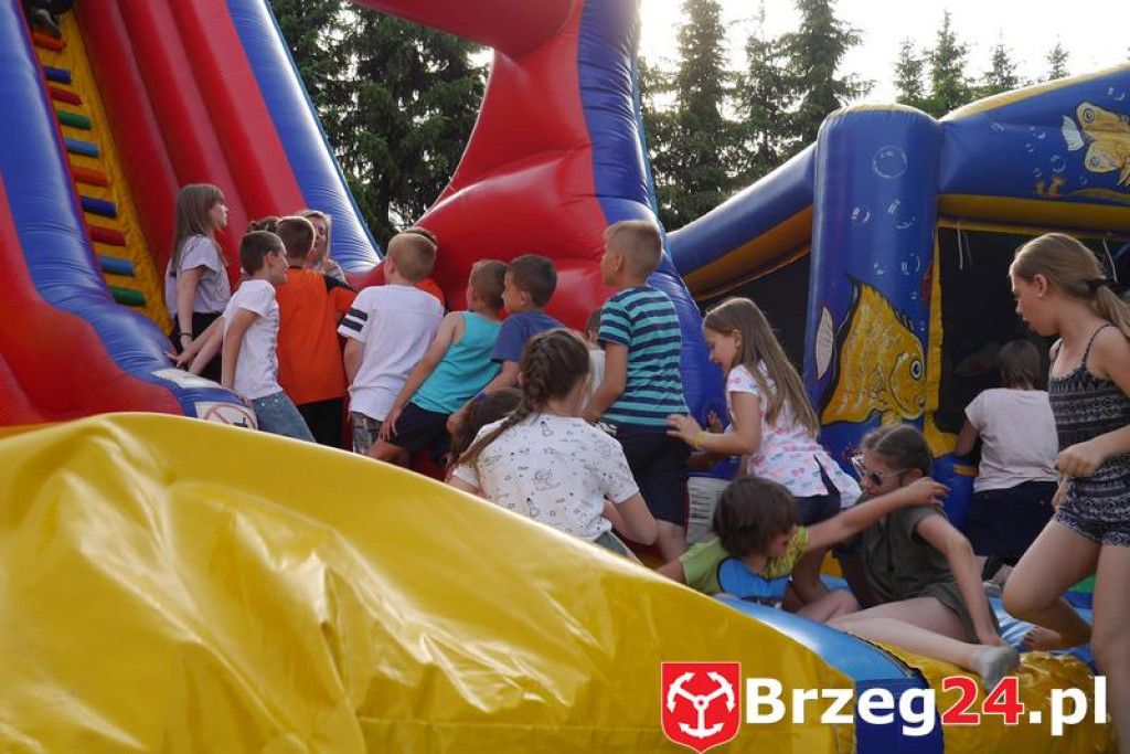 Radość dzieci w Szydłowicach - FOTORELACJA z festynu zorganizowanego z okazji Dnia Dziecka.