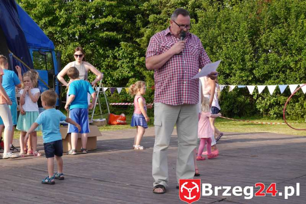 Radość dzieci w Szydłowicach - FOTORELACJA z festynu zorganizowanego z okazji Dnia Dziecka.