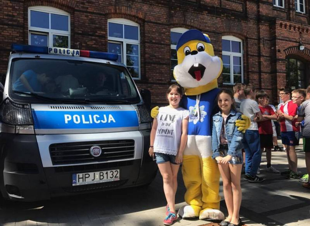 Policjanci pamiętali o Dniu Dziecka