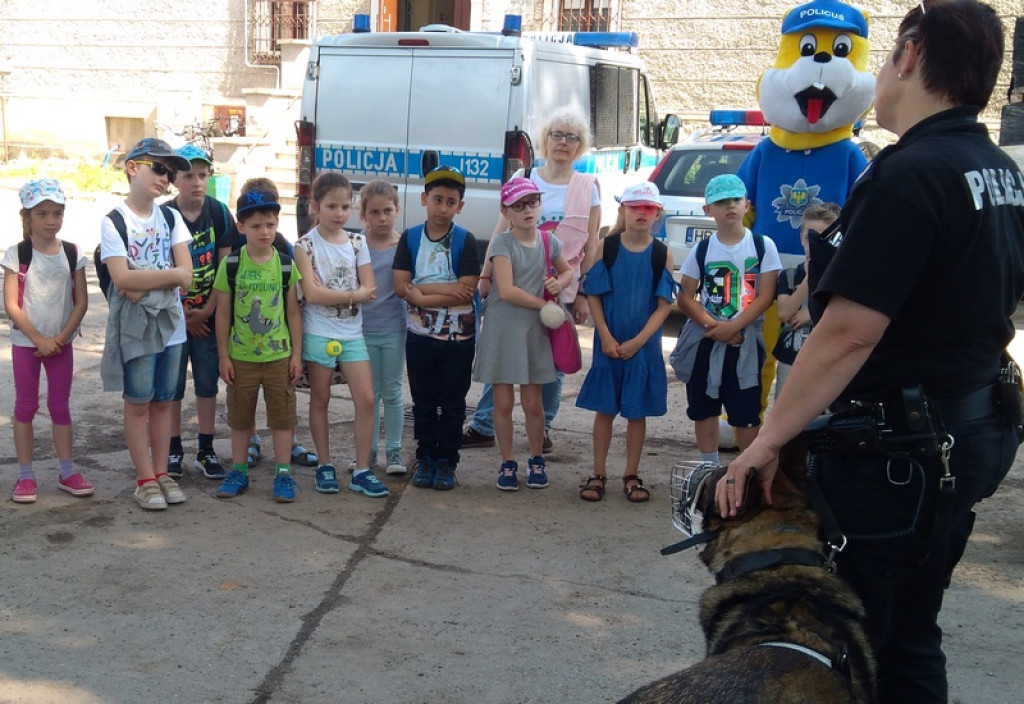 Policjanci pamiętali o Dniu Dziecka