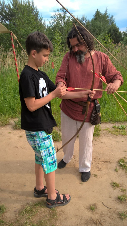 Klasy czwarte z ÓSEMKI w średniowiecznym Grodzie Rycerskim
