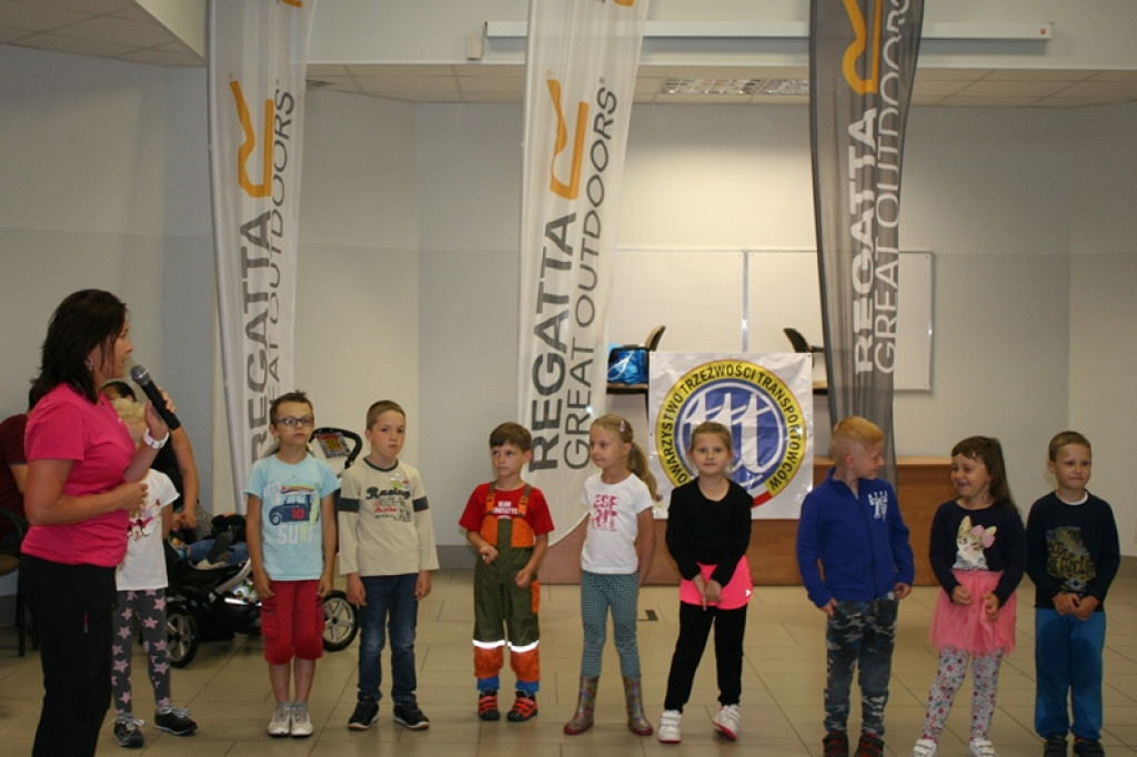 X Rajd Przedszkolaka w Brzegu. Deszcz nie odstraszył nawet najmłodszych rowerzystów