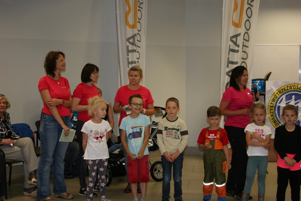 X Rajd Przedszkolaka w Brzegu. Deszcz nie odstraszył nawet najmłodszych rowerzystów