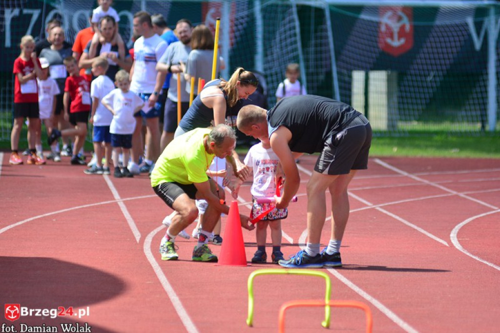 IV Piknik Lekkoatletyczny w Brzegu. Słoneczna niedziela i zabawa dla rodzin [fotorelacja]