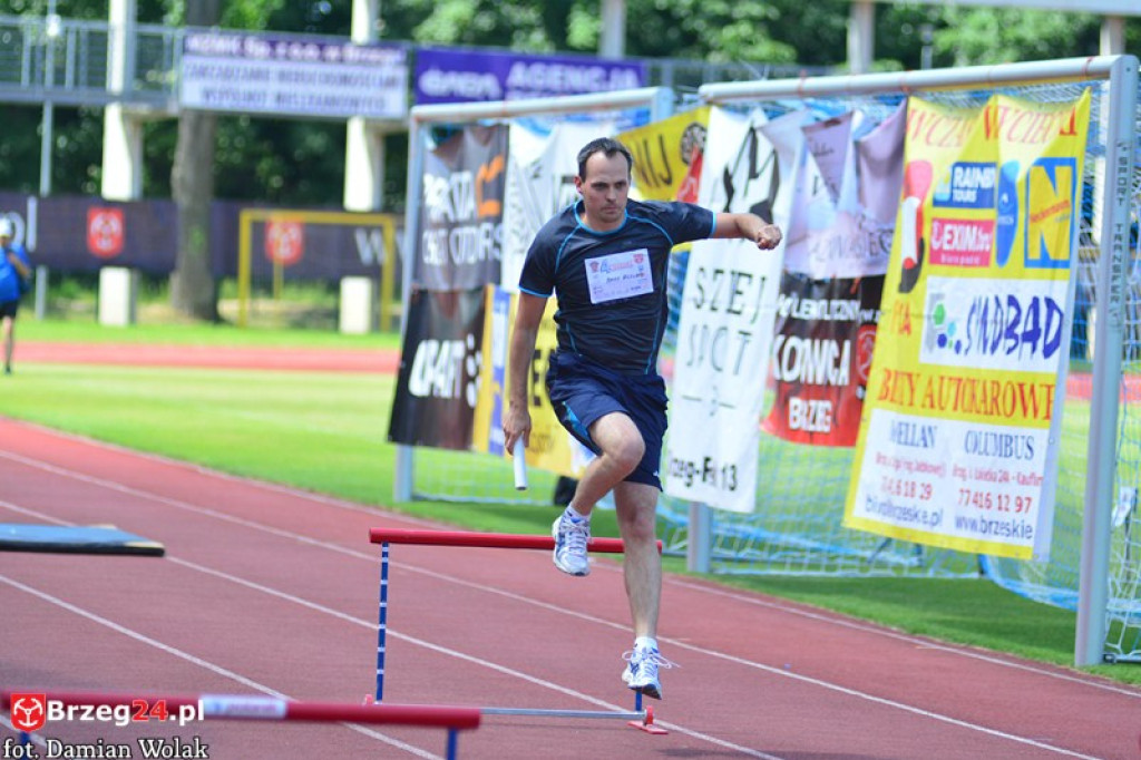 IV Piknik Lekkoatletyczny w Brzegu. Słoneczna niedziela i zabawa dla rodzin [fotorelacja]