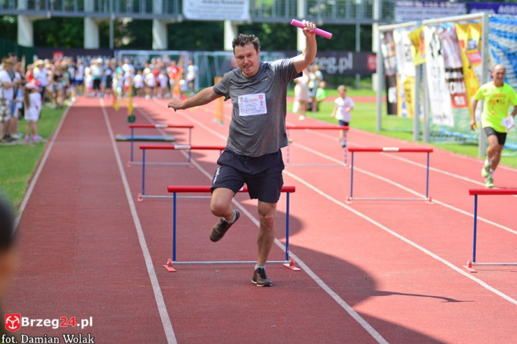 IV Piknik Lekkoatletyczny w Brzegu. Słoneczna niedziela i zabawa dla rodzin [fotorelacja]