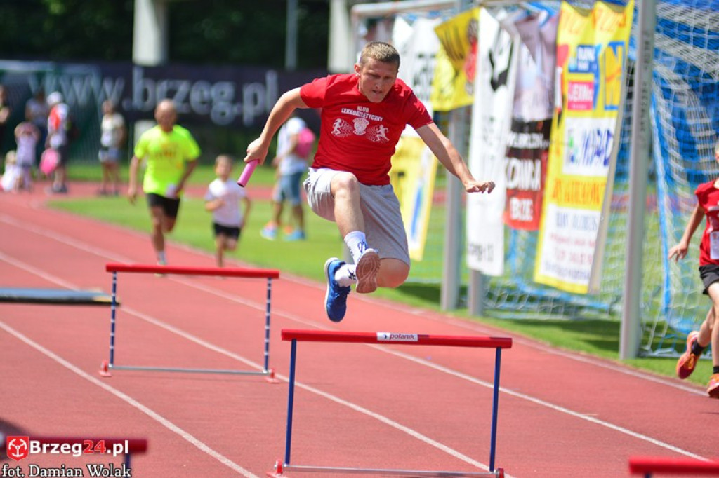 IV Piknik Lekkoatletyczny w Brzegu. Słoneczna niedziela i zabawa dla rodzin [fotorelacja]