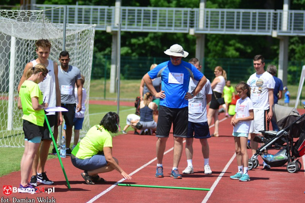 IV Piknik Lekkoatletyczny w Brzegu. Słoneczna niedziela i zabawa dla rodzin [fotorelacja]