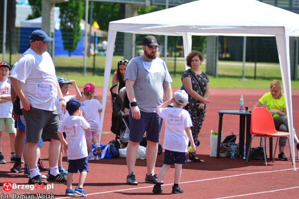 IV Piknik Lekkoatletyczny w Brzegu. Słoneczna niedziela i zabawa dla rodzin [fotorelacja]