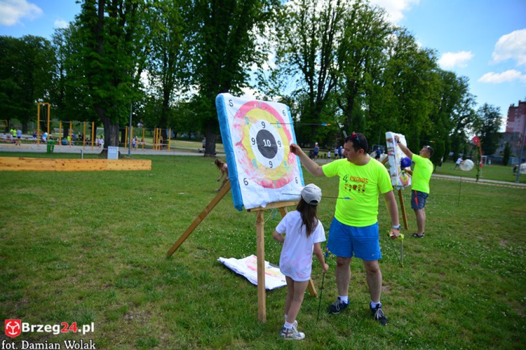 IV Piknik Lekkoatletyczny w Brzegu. Słoneczna niedziela i zabawa dla rodzin [fotorelacja]