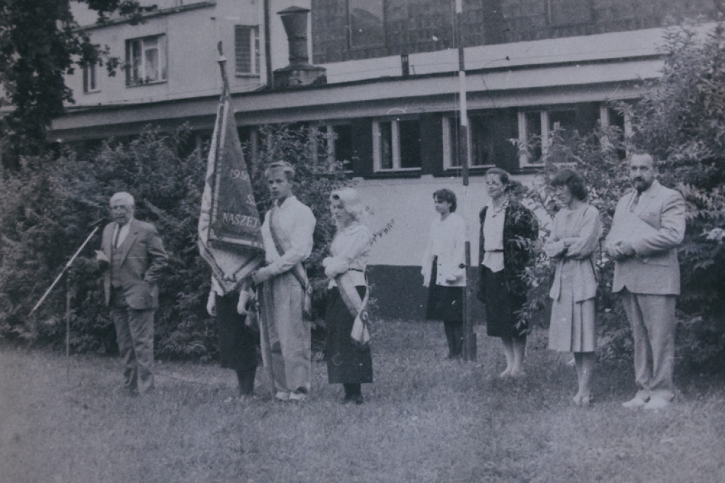 Powstanie książka, o Szkole Rolniczej w Żłobiźnie!
