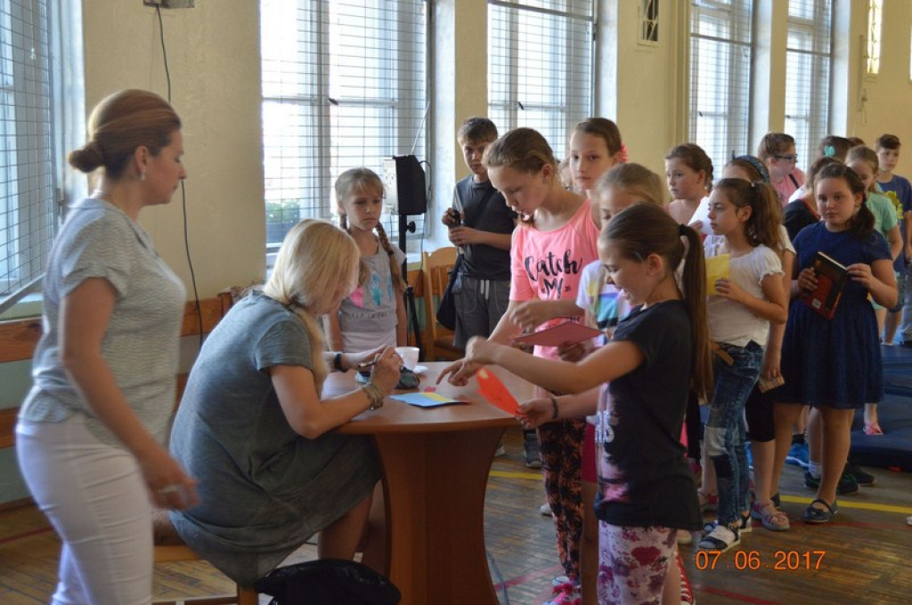 Spotkanie z Beatą Ostrowicką - autorką wielu książek