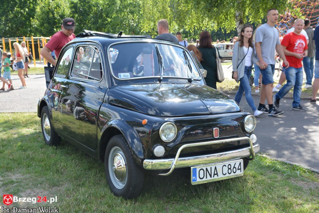 Międzynarodowy Zlot Pojazdów Zabytkowych w Oławie 2017 [fotorelacja]