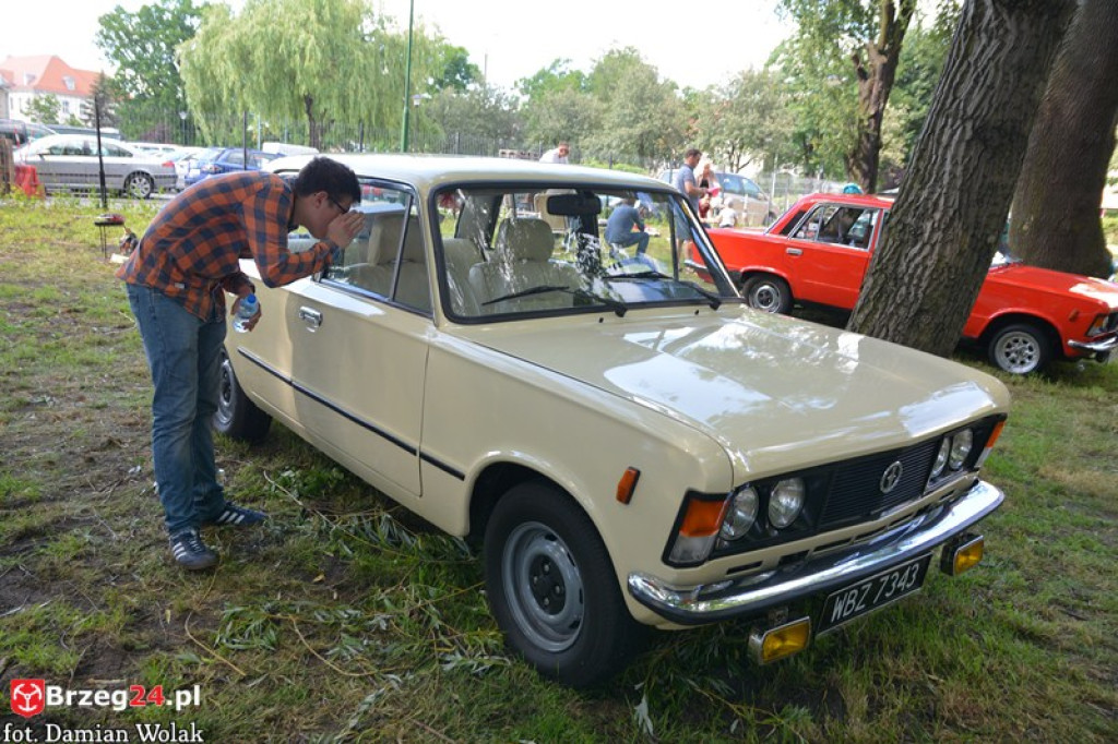 Międzynarodowy Zlot Pojazdów Zabytkowych w Oławie 2017 [fotorelacja]