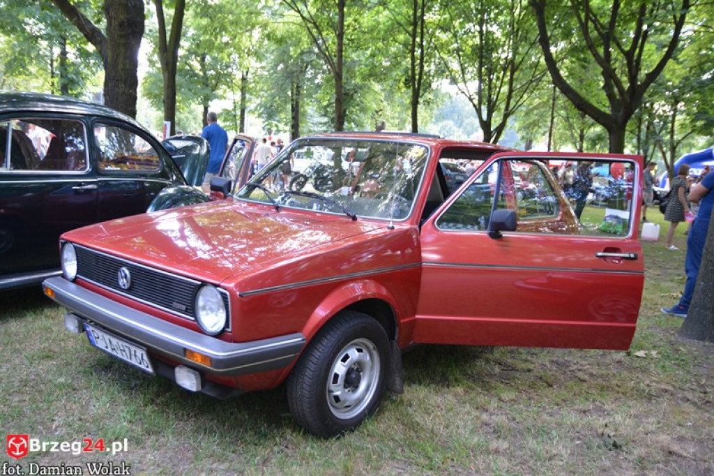 Międzynarodowy Zlot Pojazdów Zabytkowych w Oławie 2017 [fotorelacja]