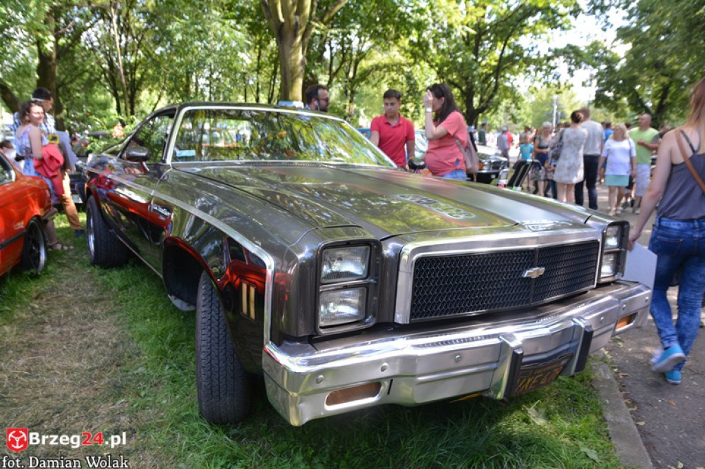 Międzynarodowy Zlot Pojazdów Zabytkowych w Oławie 2017 [fotorelacja]