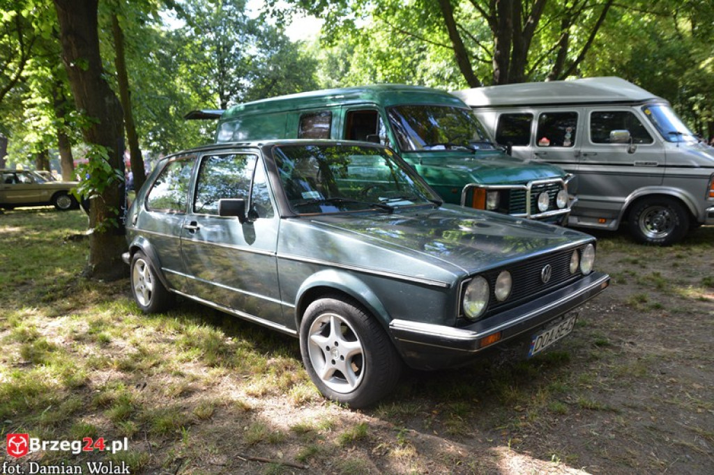 Międzynarodowy Zlot Pojazdów Zabytkowych w Oławie 2017 [fotorelacja]