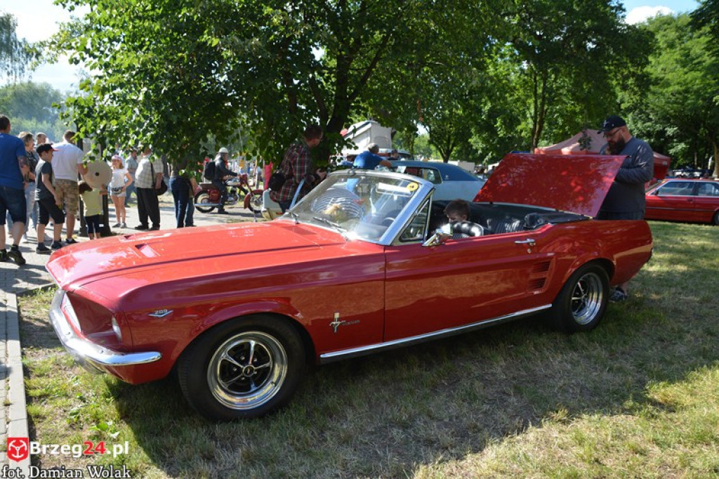 Międzynarodowy Zlot Pojazdów Zabytkowych w Oławie 2017 [fotorelacja]