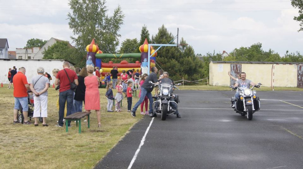 Festyn Rodzinny w Szkole Podstawowej w Dobrzyniu