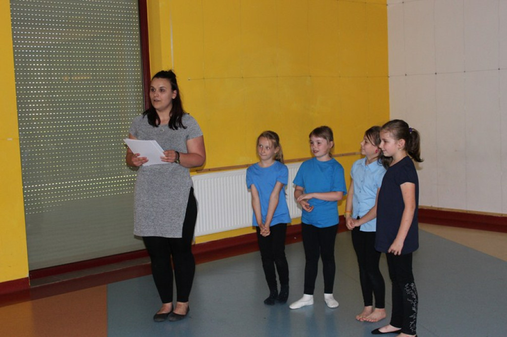 Zabawa w teatr  - o zajęciach teatralnych GBP w Skarbimierzu