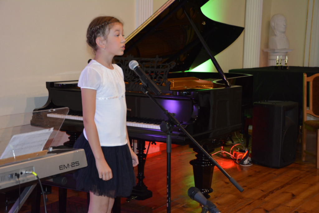 MŁODA MUZYKA POWIATU BRZESKIEGO - KONCERT W PAŃSTWOWEJ SZKOLE MUZYCZNEJ W BRZEGU