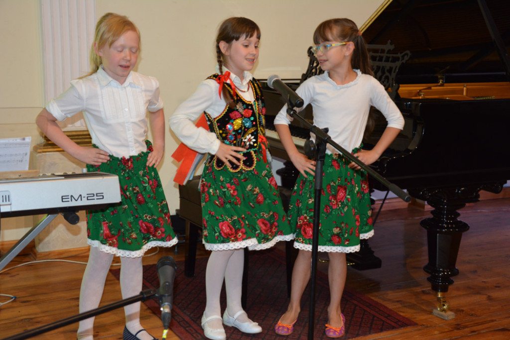 MŁODA MUZYKA POWIATU BRZESKIEGO - KONCERT W PAŃSTWOWEJ SZKOLE MUZYCZNEJ W BRZEGU