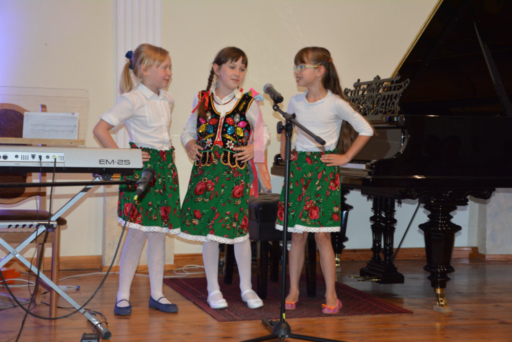 MŁODA MUZYKA POWIATU BRZESKIEGO - KONCERT W PAŃSTWOWEJ SZKOLE MUZYCZNEJ W BRZEGU