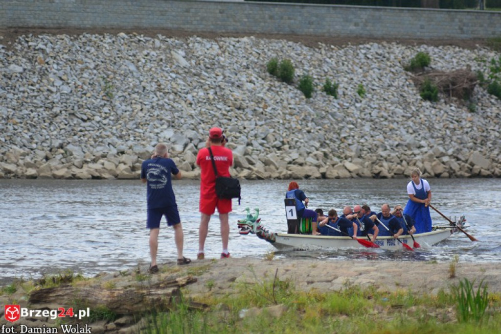 Noc świętojańska i zlot Food Track-ów w Brzegu [fotorelacja]
