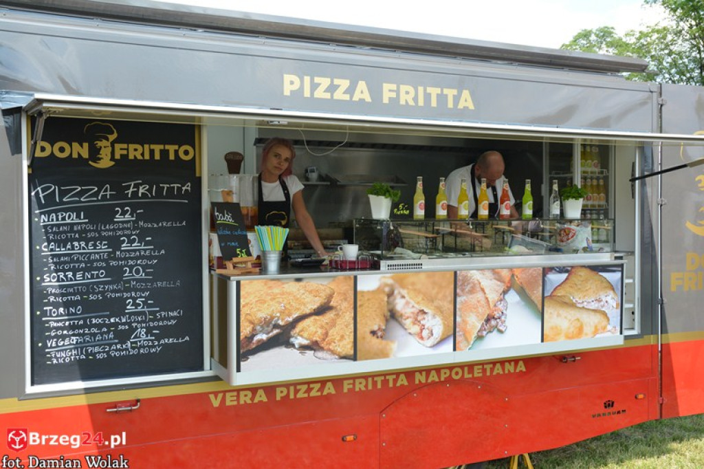 Noc świętojańska i zlot Food Track-ów w Brzegu [fotorelacja]