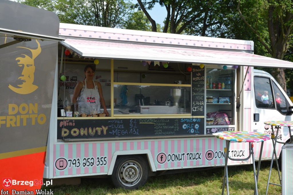 Noc świętojańska i zlot Food Track-ów w Brzegu [fotorelacja]