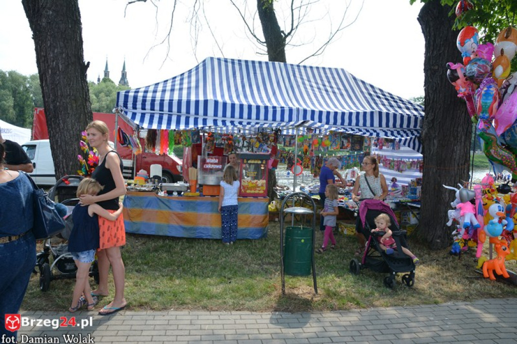 Noc świętojańska i zlot Food Track-ów w Brzegu [fotorelacja]