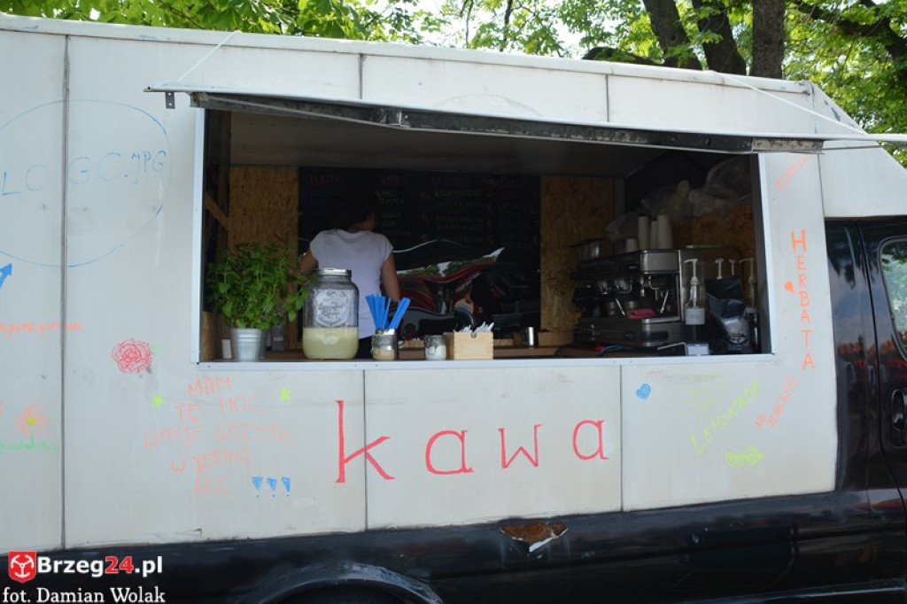 Noc świętojańska i zlot Food Track-ów w Brzegu [fotorelacja]